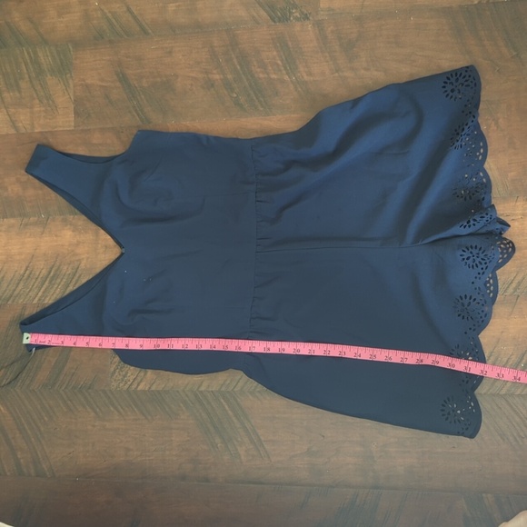 Muse Navy Lace Trimmed Romper, US 10 - Picture 5 of 7
